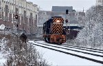 WE 7009 shoves the empties past the Exchange St. signals